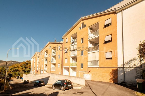 appartamento in vendita a Castel Madama