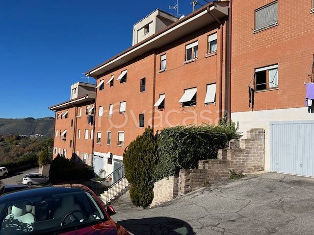 appartamento in vendita a Castel Madama