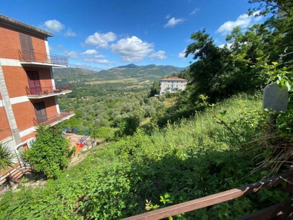 terreno edificabile in vendita a Castel Madama