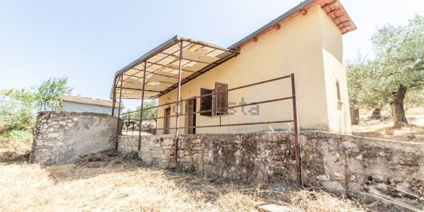 appartamento in vendita a Castel Madama