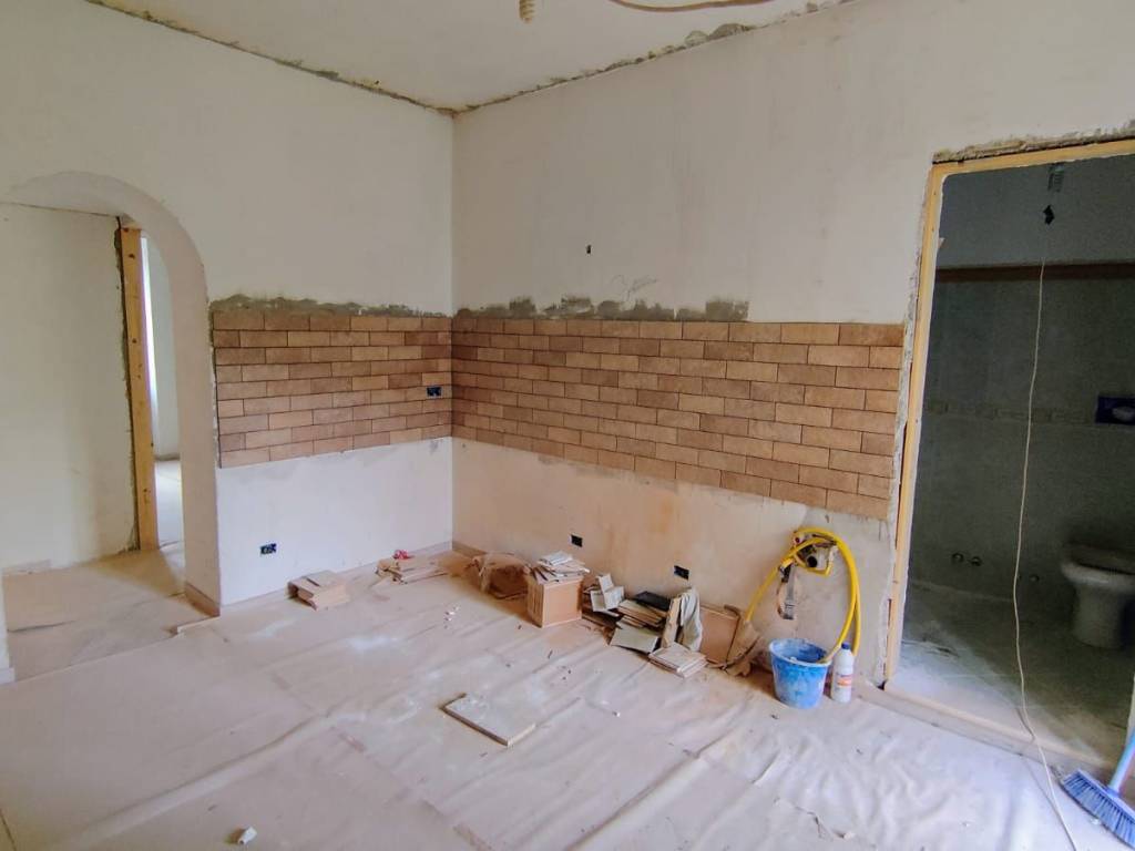 appartamento in vendita a Castel Madama