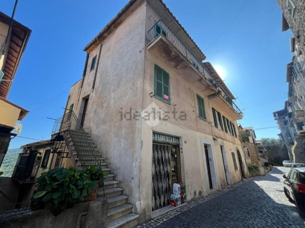 appartamento in vendita a Castel Madama