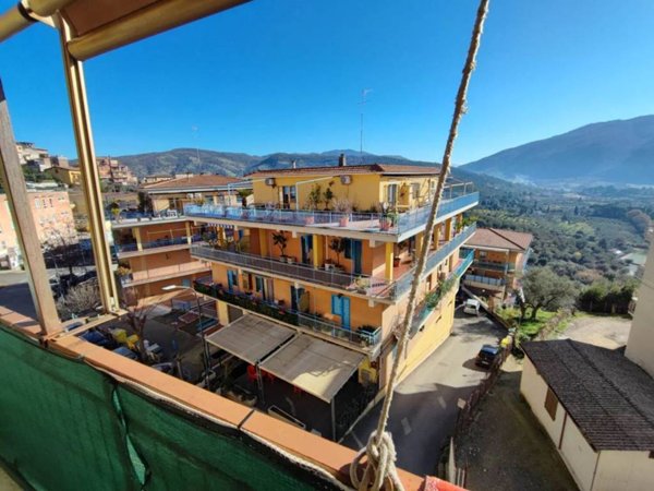 appartamento in vendita a Castel Madama