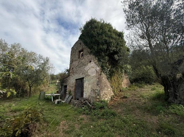 appartamento in vendita a Castel Madama