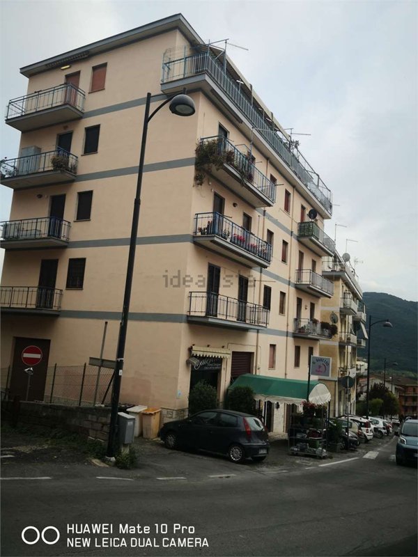 locale commerciale in vendita a Castel Madama