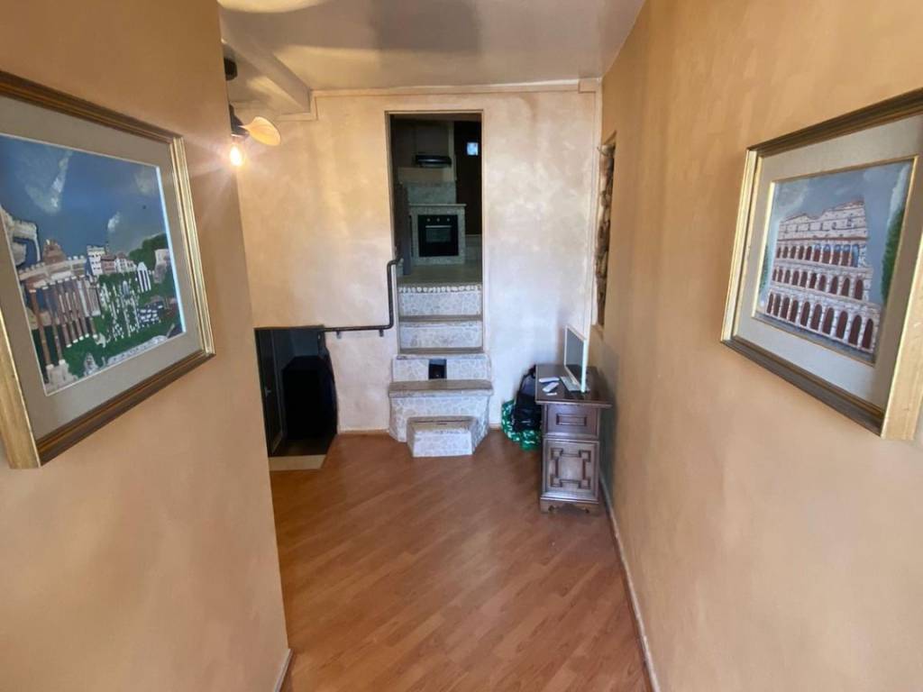 appartamento in vendita a Castel Madama