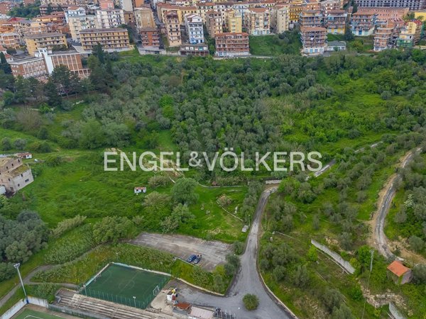 terreno edificabile in vendita a Castel Madama