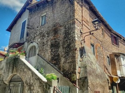 appartamento in vendita a Castel Madama