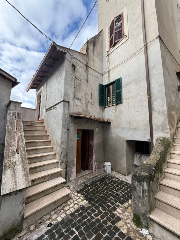 appartamento in vendita a Castel Madama