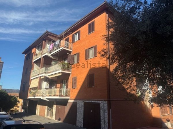 appartamento in vendita a Castel Madama