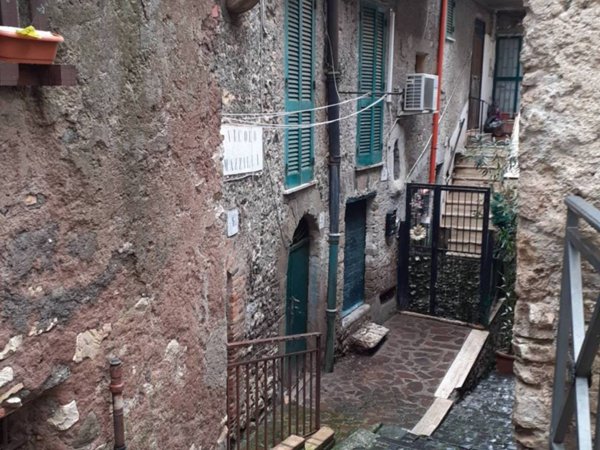 appartamento in vendita a Castel Madama