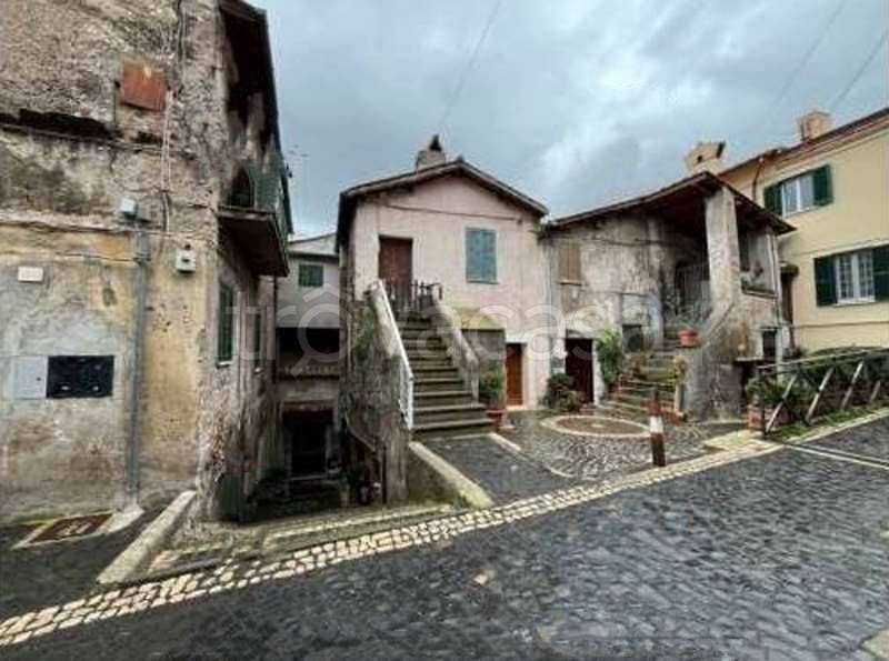 appartamento in vendita a Castel Madama