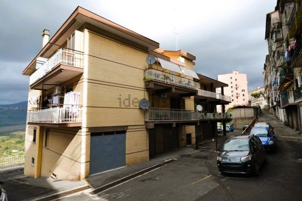 appartamento in vendita a Castel Madama