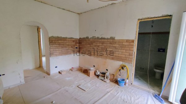 appartamento in vendita a Castel Madama