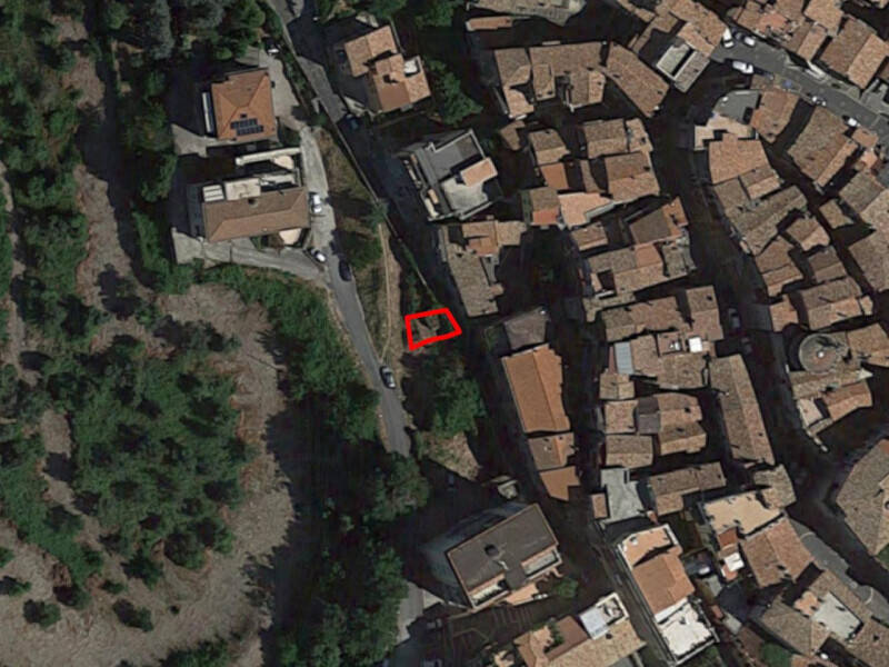 terreno edificabile in vendita a Castel Madama