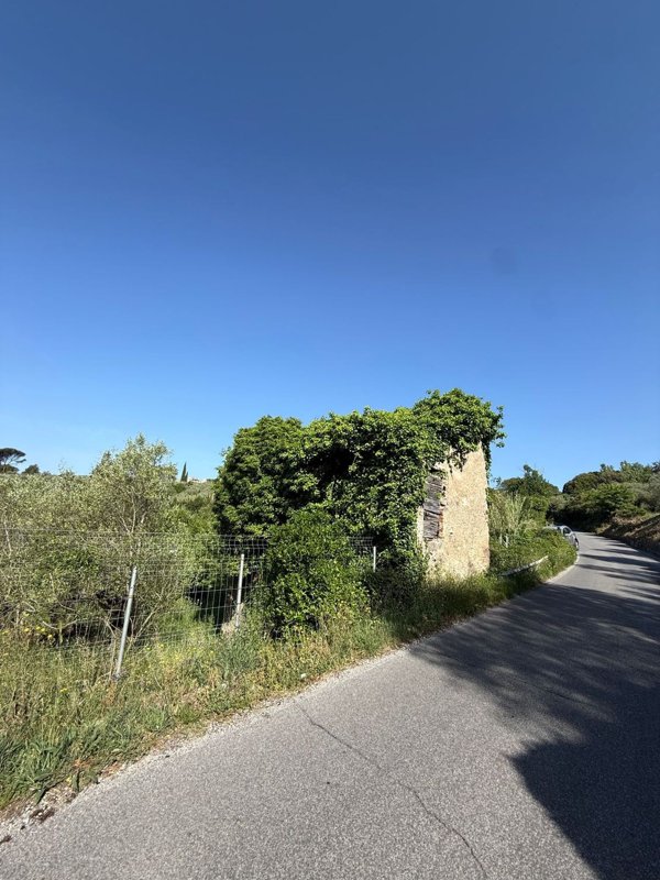 casa indipendente in vendita a Castel Madama