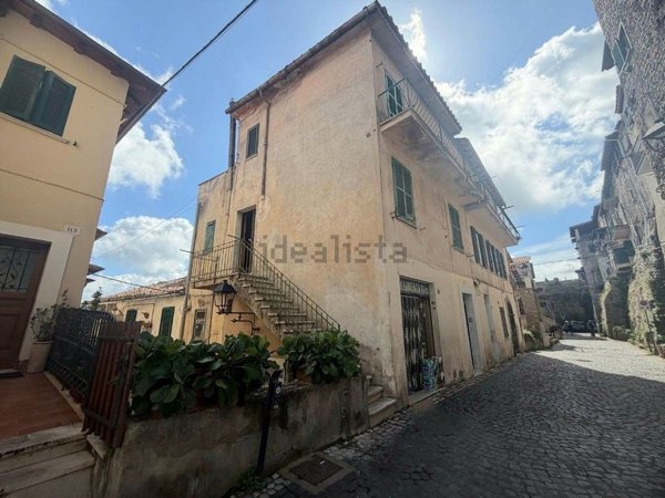 appartamento in vendita a Castel Madama