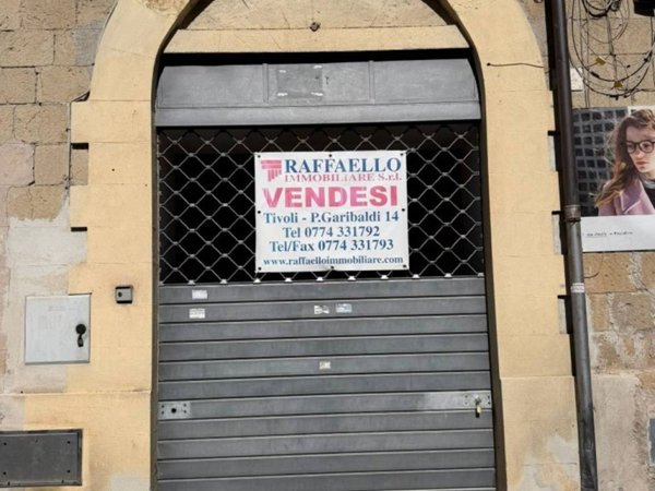 negozio in vendita a Castel Madama