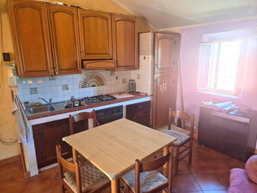appartamento in vendita a Castel Madama