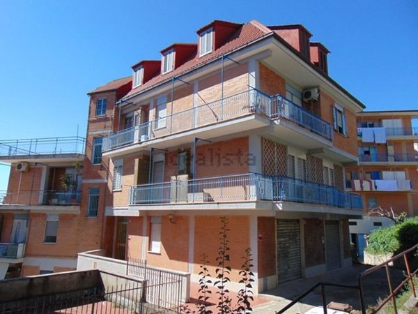 appartamento in vendita a Castel Madama