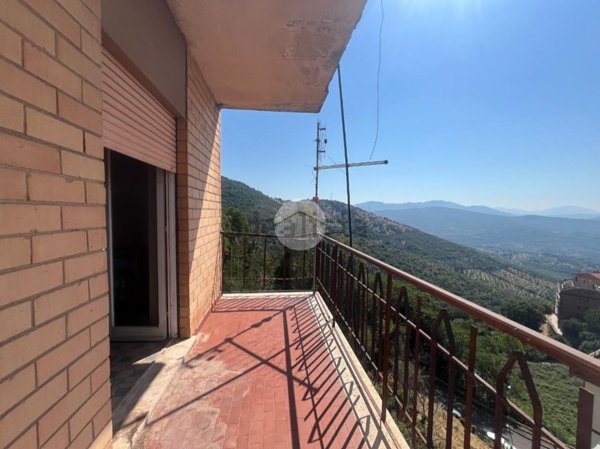 appartamento in vendita a Castel Madama