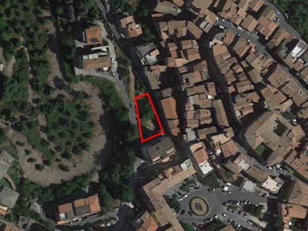 terreno in vendita a Castel Madama