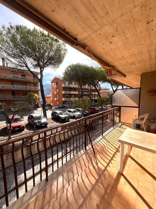 appartamento in vendita a Castel Madama in zona Valle Caprara