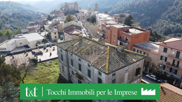 casa indipendente in vendita a Castelnuovo di Porto