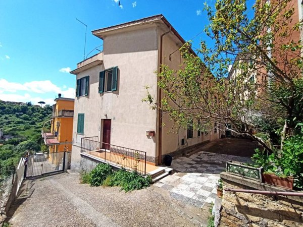 appartamento in vendita a Castelnuovo di Porto