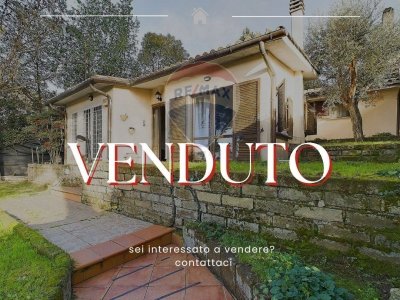 casa indipendente in vendita a Castelnuovo di Porto