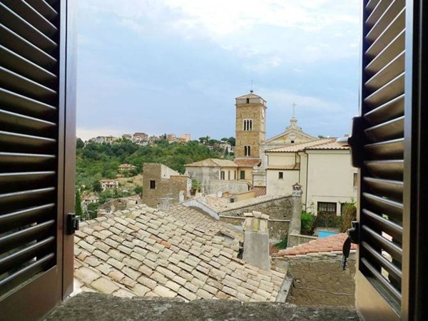 casa indipendente in vendita a Castelnuovo di Porto