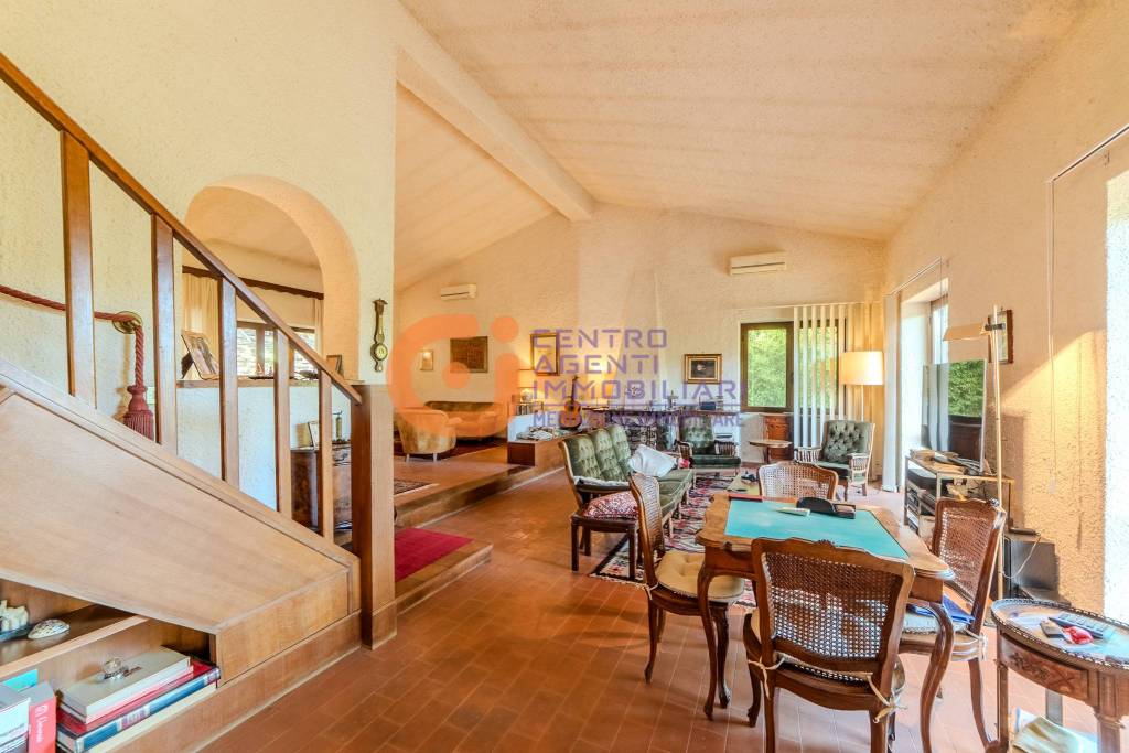 casa indipendente in vendita a Castelnuovo di Porto