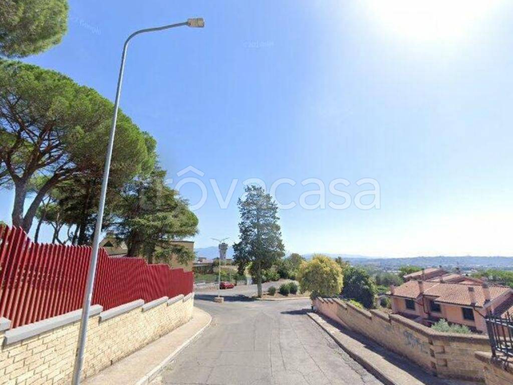 terreno agricolo in vendita a Castelnuovo di Porto