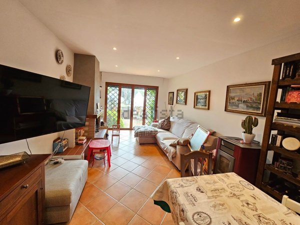 pentavano in vendita a Castelnuovo di Porto