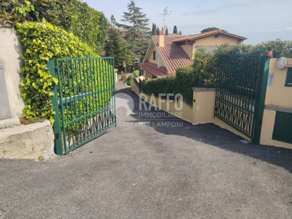 terreno edificabile in vendita a Castelnuovo di Porto