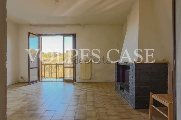 casa indipendente in vendita a Castelnuovo di Porto