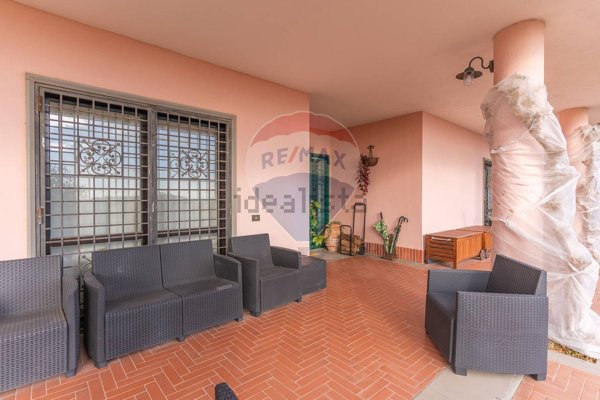 casa indipendente in vendita a Castelnuovo di Porto