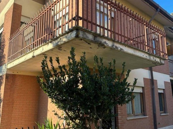 casa indipendente in vendita a Castelnuovo di Porto