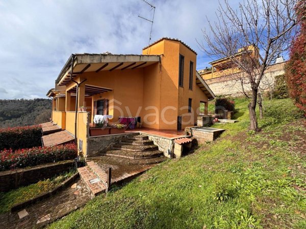 casa indipendente in vendita a Castelnuovo di Porto in zona Valleioro