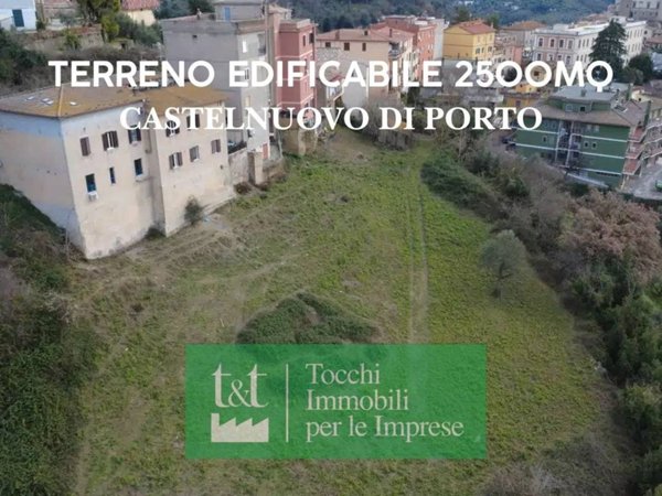 terreno edificabile in vendita a Castelnuovo di Porto