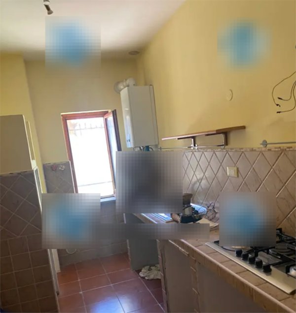 casa indipendente in vendita a Castelnuovo di Porto