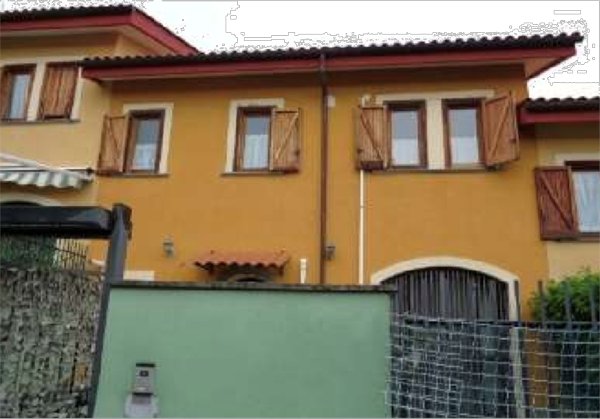 casa indipendente in vendita a Castelnuovo di Porto