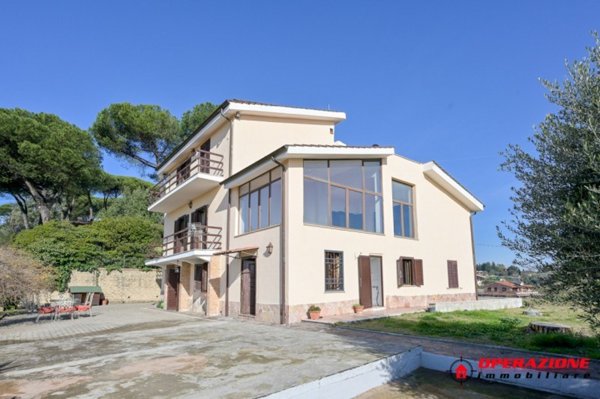 casa indipendente in vendita a Castelnuovo di Porto in zona Montelungo