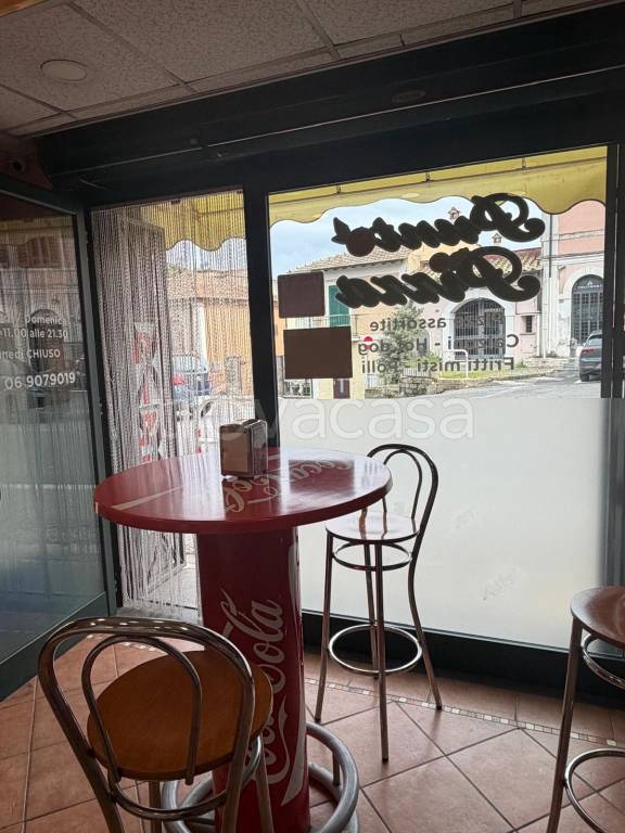 negozio in vendita a Castelnuovo di Porto