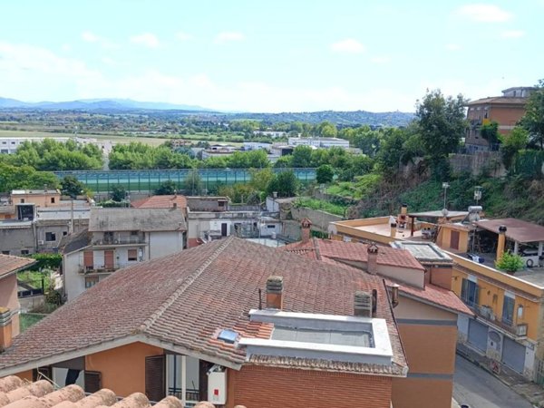 appartamento in vendita a Castelnuovo di Porto