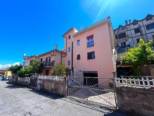 appartamento in vendita a Castelnuovo di Porto in zona Pontestorto