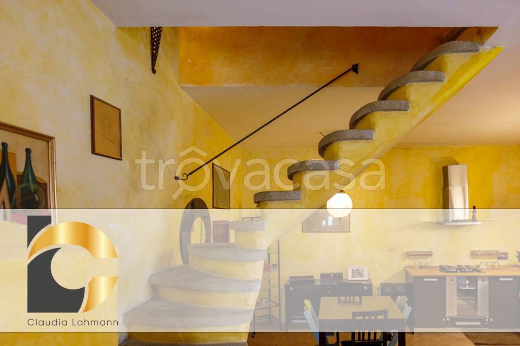 casa indipendente in vendita a Castelnuovo di Porto in zona Montelungo