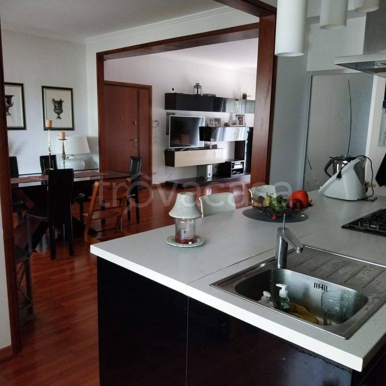 appartamento in vendita a Castelnuovo di Porto in zona Montelungo
