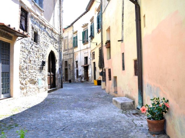 appartamento in vendita a Castelnuovo di Porto in zona Montelungo