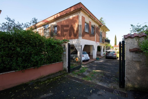 casa indipendente in vendita a Castelnuovo di Porto in zona Montelungo